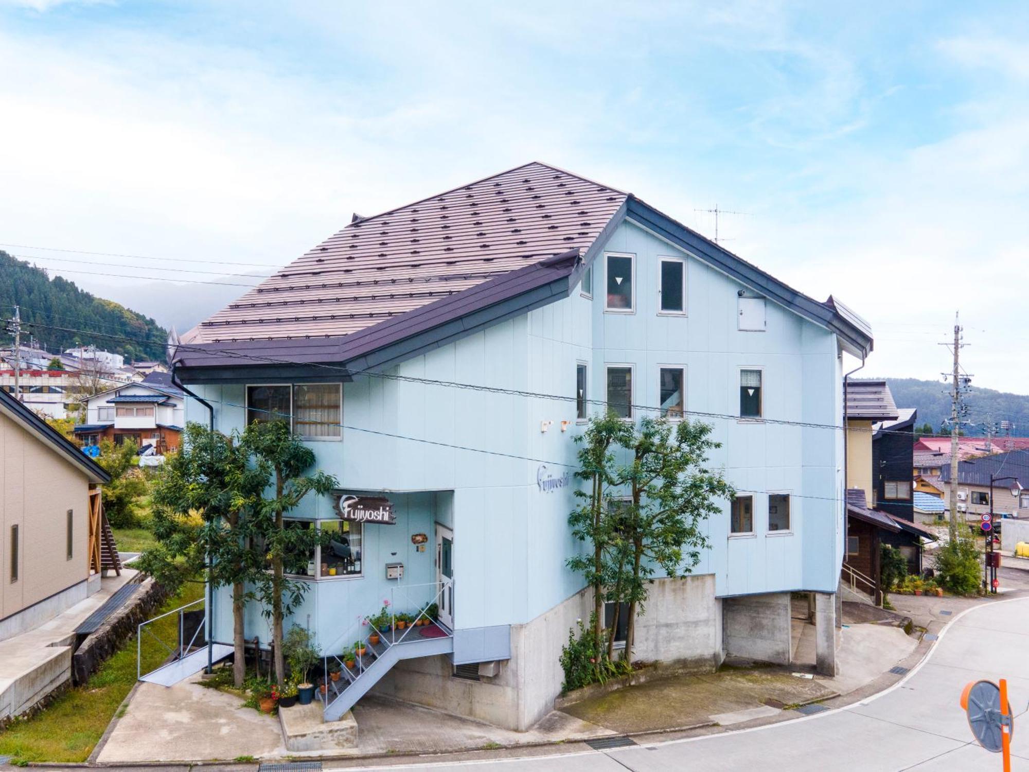 Fujiyoshi Hotel โนซาวะออนเซ็น ภายนอก รูปภาพ